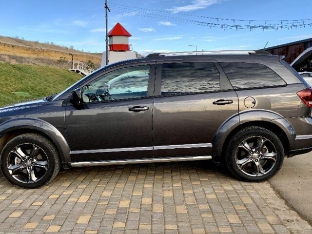 Серый Додж Джорни, объемом двигателя 3.6 л и пробегом 330 тыс. км за 11500 $, фото 2 на Automoto.ua