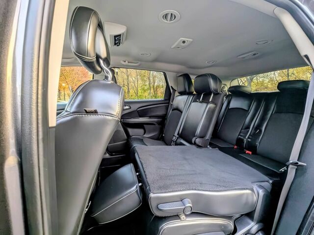 Серый Додж Джорни, объемом двигателя 3.6 л и пробегом 70 тыс. км за 5500 $, фото 12 на Automoto.ua