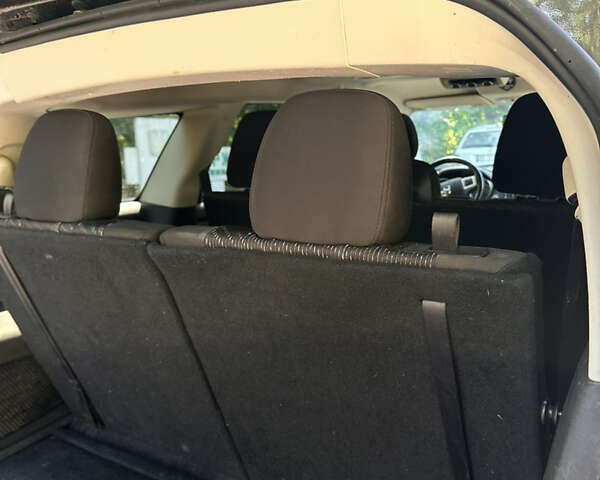 Сірий Додж Джорні, об'ємом двигуна 2.36 л та пробігом 299 тис. км за 9200 $, фото 7 на Automoto.ua