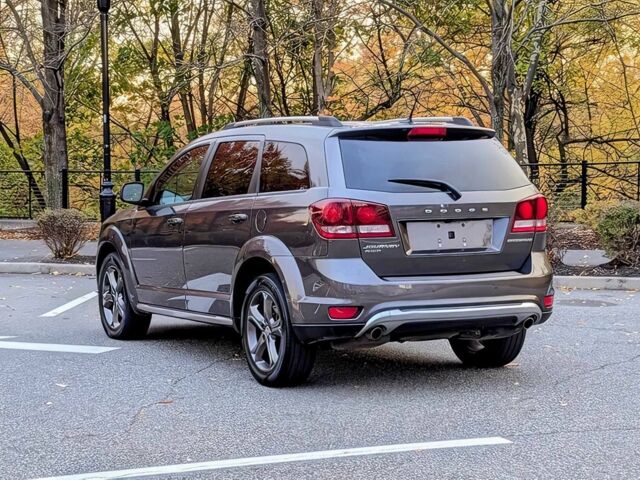 Серый Додж Джорни, объемом двигателя 3.6 л и пробегом 70 тыс. км за 5500 $, фото 6 на Automoto.ua