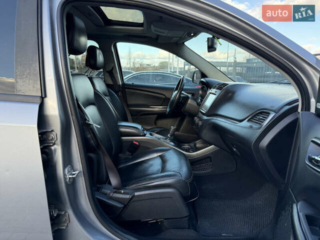 Сірий Додж Джорні, об'ємом двигуна 3.61 л та пробігом 196 тис. км за 14000 $, фото 15 на Automoto.ua