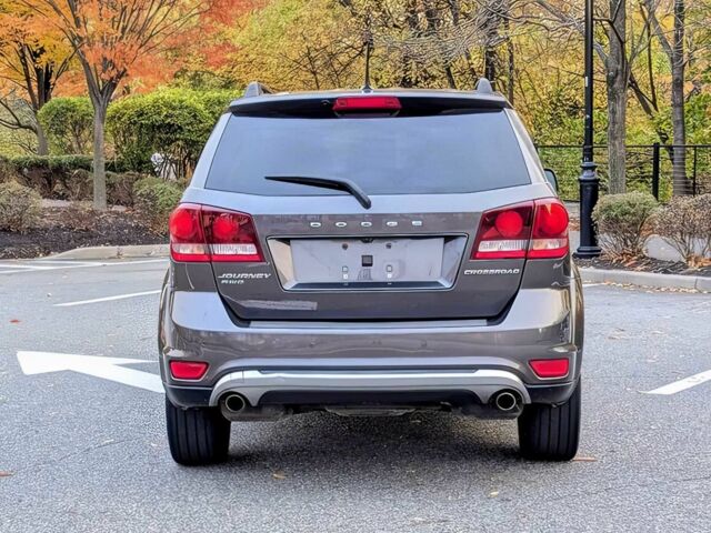 Серый Додж Джорни, объемом двигателя 3.6 л и пробегом 70 тыс. км за 5500 $, фото 5 на Automoto.ua