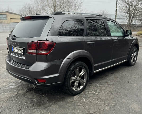 Серый Додж Джорни, объемом двигателя 3.6 л и пробегом 187 тыс. км за 12200 $, фото 4 на Automoto.ua