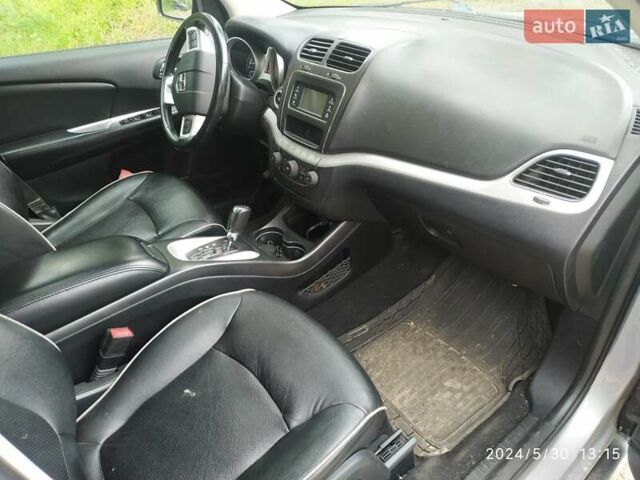 Сірий Додж Джорні, об'ємом двигуна 2.36 л та пробігом 160 тис. км за 12800 $, фото 7 на Automoto.ua