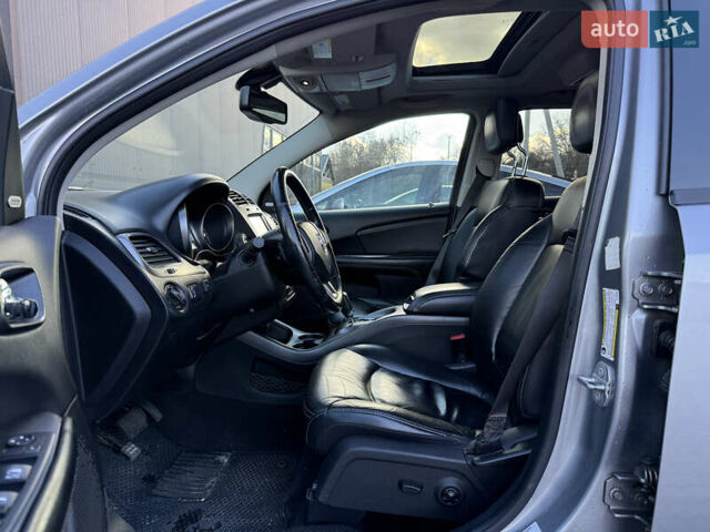 Сірий Додж Джорні, об'ємом двигуна 3.61 л та пробігом 196 тис. км за 14000 $, фото 13 на Automoto.ua