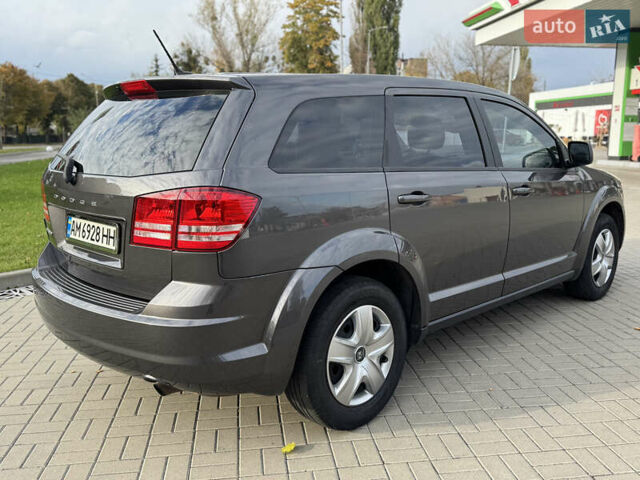 Сірий Додж Джорні, об'ємом двигуна 2.36 л та пробігом 204 тис. км за 7999 $, фото 3 на Automoto.ua