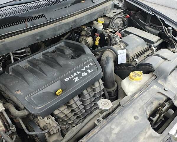 Серый Додж Джорни, объемом двигателя 2.36 л и пробегом 134 тыс. км за 10600 $, фото 10 на Automoto.ua