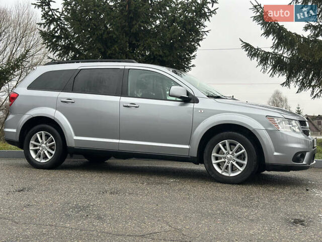 Сірий Додж Джорні, об'ємом двигуна 3.61 л та пробігом 190 тис. км за 9950 $, фото 5 на Automoto.ua