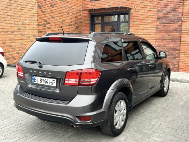 Серый Додж Джорни, объемом двигателя 2.4 л и пробегом 180 тыс. км за 8800 $, фото 5 на Automoto.ua