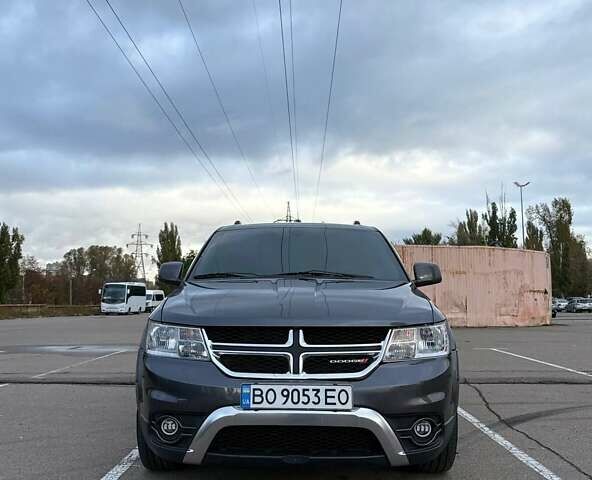 Додж Джорни 2015 в Киеве на Automoto.ua Серый Додж Джорни, объемом двигателя 3.6 л и пробегом 197 тыс. км за 13400 $, фото 4 на Automoto.ua