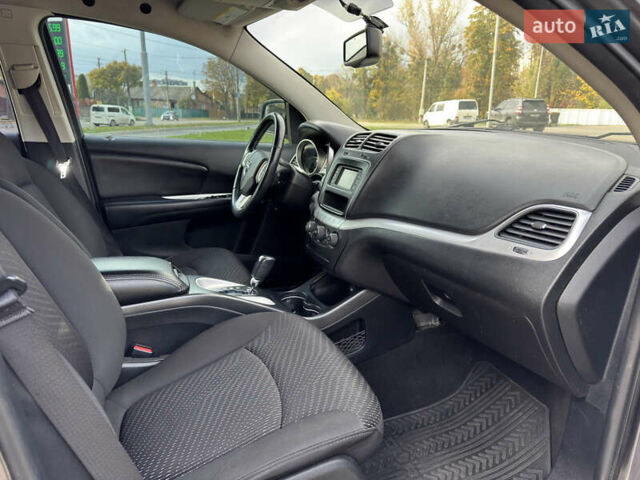Сірий Додж Джорні, об'ємом двигуна 2.36 л та пробігом 204 тис. км за 7999 $, фото 13 на Automoto.ua