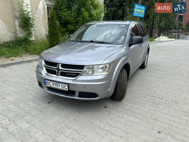 Серый Додж Джорни, объемом двигателя 2.36 л и пробегом 210 тыс. км за 9100 $, фото 4 на Automoto.ua