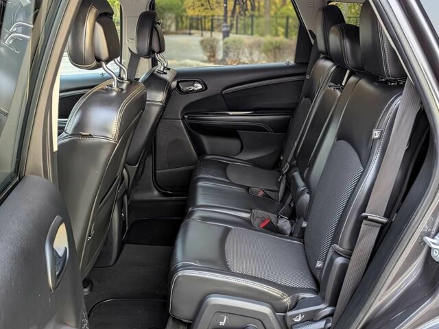 Серый Додж Джорни, объемом двигателя 3.6 л и пробегом 70 тыс. км за 5500 $, фото 13 на Automoto.ua