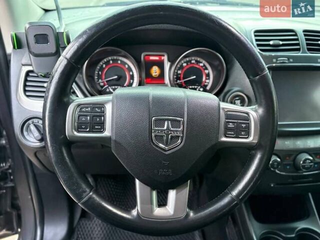 Додж Джорни 2015 в Киеве на Automoto.ua Серый Додж Джорни, объемом двигателя 3.6 л и пробегом 197 тыс. км за 13400 $, фото 25 на Automoto.ua