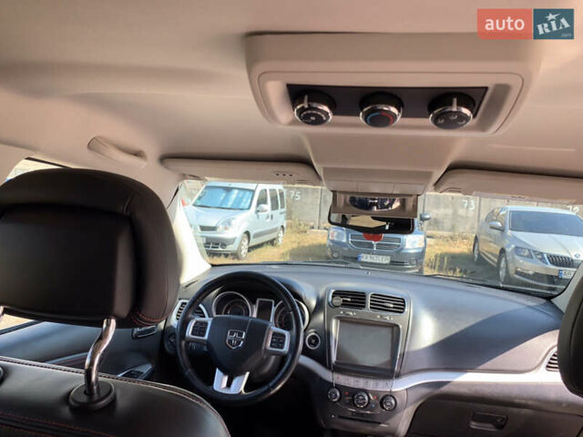 Серый Додж Джорни, объемом двигателя 3.6 л и пробегом 157 тыс. км за 15000 $, фото 11 на Automoto.ua