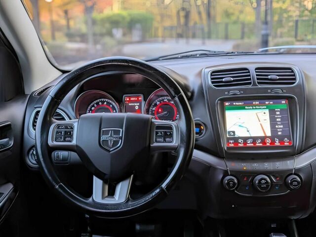 Серый Додж Джорни, объемом двигателя 3.6 л и пробегом 70 тыс. км за 5500 $, фото 8 на Automoto.ua