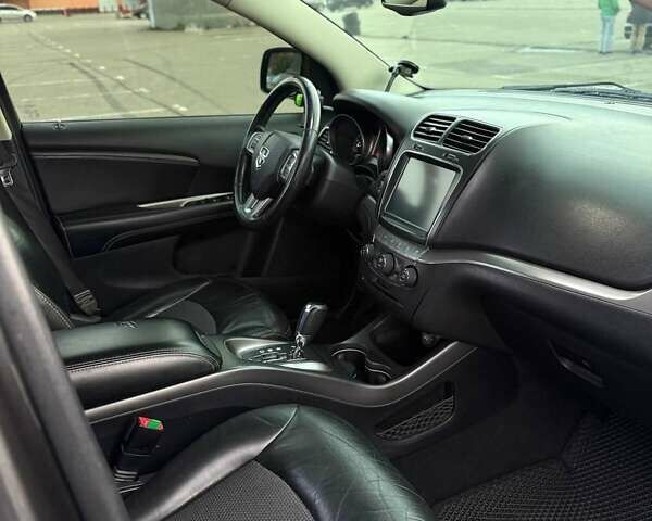 Додж Джорни 2015 в Киеве на Automoto.ua Серый Додж Джорни, объемом двигателя 3.6 л и пробегом 197 тыс. км за 13400 $, фото 17 на Automoto.ua