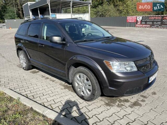 Серый Додж Джорни, объемом двигателя 2.36 л и пробегом 135 тыс. км за 10500 $, фото 2 на Automoto.ua