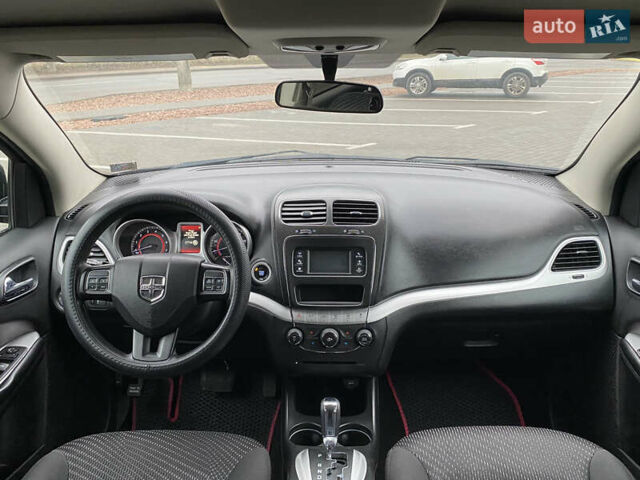 Серый Додж Джорни, объемом двигателя 3.6 л и пробегом 188 тыс. км за 9900 $, фото 11 на Automoto.ua