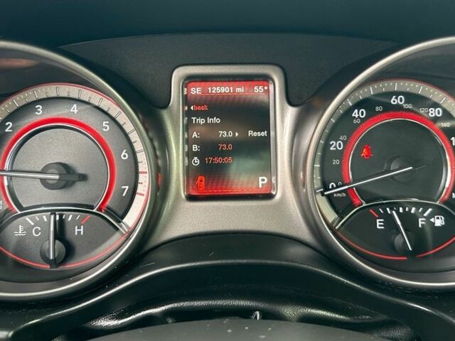 Серый Додж Джорни, объемом двигателя 3.6 л и пробегом 201 тыс. км за 12000 $, фото 18 на Automoto.ua