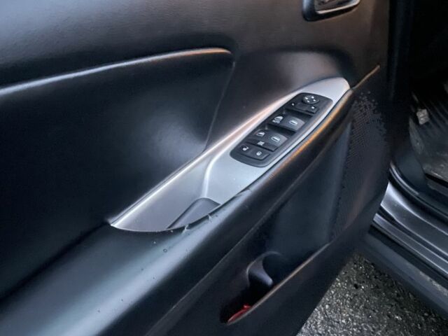 Серый Додж Джорни, объемом двигателя 2.4 л и пробегом 136 тыс. км за 10500 $, фото 13 на Automoto.ua