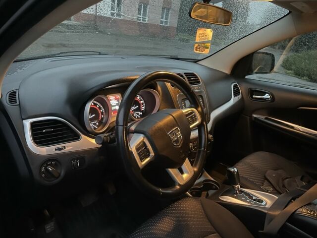 Серый Додж Джорни, объемом двигателя 2.4 л и пробегом 136 тыс. км за 10500 $, фото 10 на Automoto.ua