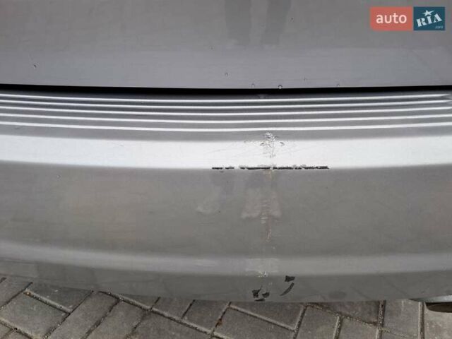 Серый Додж Джорни, объемом двигателя 2.36 л и пробегом 138 тыс. км за 12900 $, фото 15 на Automoto.ua