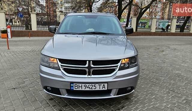 Серый Додж Джорни, объемом двигателя 2.4 л и пробегом 252 тыс. км за 12500 $, фото 16 на Automoto.ua