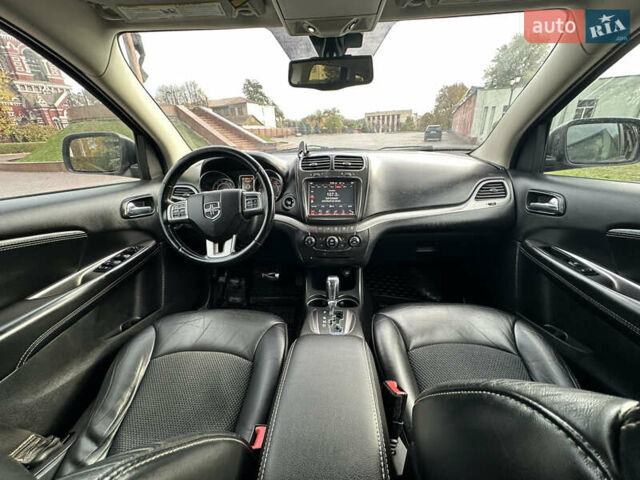 Додж Джорни 2016 в Днепре (Днепропетровске) на Automoto.ua Серый Додж Джорни, объемом двигателя 3.6 л и пробегом 201 тыс. км за 12999 $, фото 26 на Automoto.ua