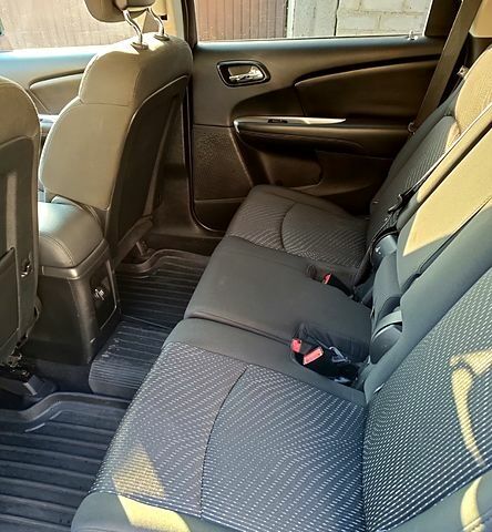 Серый Додж Джорни, объемом двигателя 2.4 л и пробегом 227 тыс. км за 12600 $, фото 5 на Automoto.ua