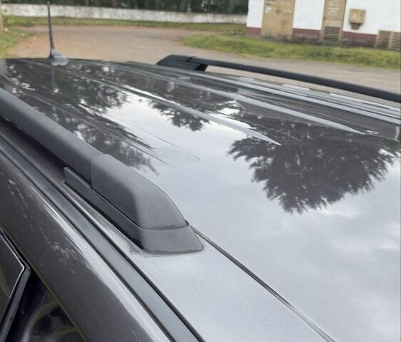 Серый Додж Джорни, объемом двигателя 2.4 л и пробегом 240 тыс. км за 11200 $, фото 9 на Automoto.ua