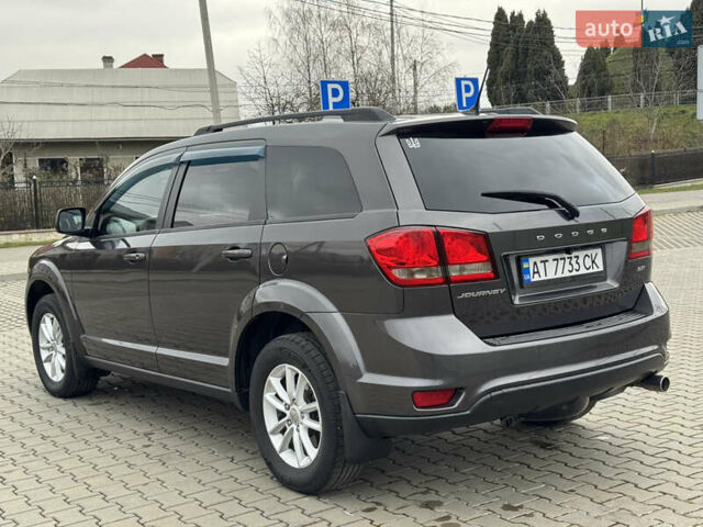 Серый Додж Джорни, объемом двигателя 2.4 л и пробегом 141 тыс. км за 10500 $, фото 28 на Automoto.ua