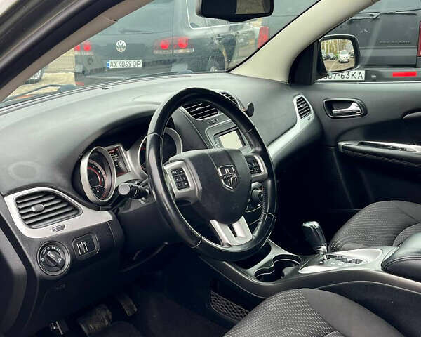 Сірий Додж Джорні, об'ємом двигуна 3.61 л та пробігом 184 тис. км за 11600 $, фото 7 на Automoto.ua