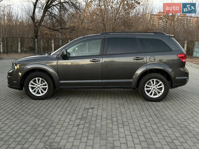 Сірий Додж Джорні, об'ємом двигуна 3.6 л та пробігом 188 тис. км за 10200 $, фото 6 на Automoto.ua