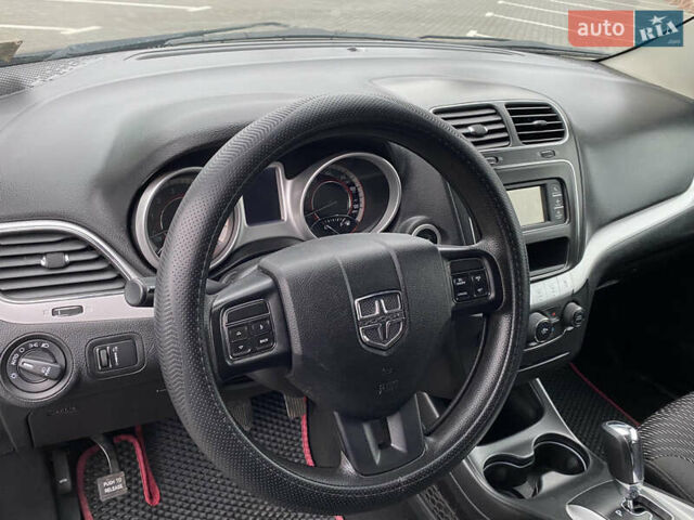 Серый Додж Джорни, объемом двигателя 3.6 л и пробегом 188 тыс. км за 9900 $, фото 13 на Automoto.ua
