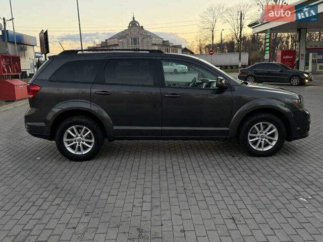 Сірий Додж Джорні, об'ємом двигуна 3.6 л та пробігом 188 тис. км за 10200 $, фото 7 на Automoto.ua