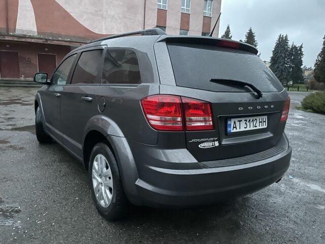 Серый Додж Джорни, объемом двигателя 2.4 л и пробегом 136 тыс. км за 10500 $, фото 6 на Automoto.ua