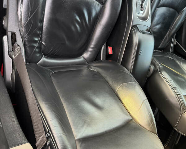 Серый Додж Джорни, объемом двигателя 3.6 л и пробегом 139 тыс. км за 13950 $, фото 67 на Automoto.ua