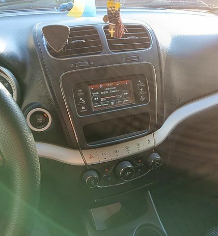 Серый Додж Джорни, объемом двигателя 2.4 л и пробегом 227 тыс. км за 12600 $, фото 7 на Automoto.ua