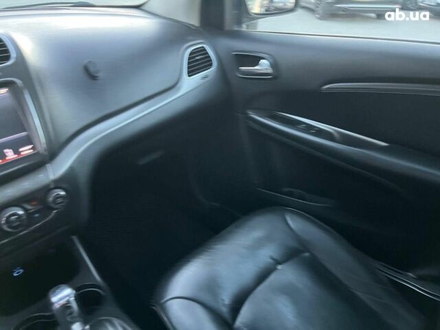 Серый Додж Джорни, объемом двигателя 2.4 л и пробегом 170 тыс. км за 10590 $, фото 23 на Automoto.ua