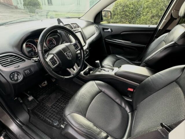 Серый Додж Джорни, объемом двигателя 3.6 л и пробегом 201 тыс. км за 12000 $, фото 3 на Automoto.ua