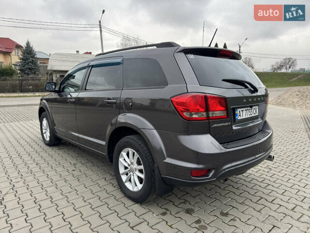 Серый Додж Джорни, объемом двигателя 2.4 л и пробегом 141 тыс. км за 10500 $, фото 30 на Automoto.ua