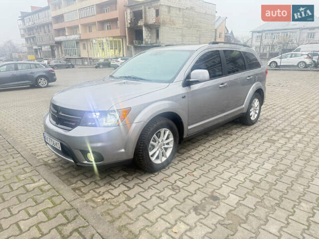 Серый Додж Джорни, объемом двигателя 3.6 л и пробегом 156 тыс. км за 13550 $, фото 1 на Automoto.ua