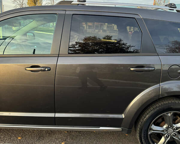 Серый Додж Джорни, объемом двигателя 3.6 л и пробегом 139 тыс. км за 13950 $, фото 28 на Automoto.ua