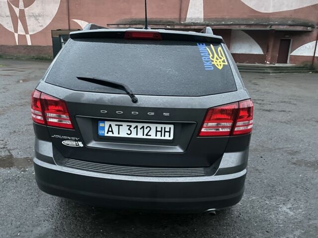 Серый Додж Джорни, объемом двигателя 2.4 л и пробегом 136 тыс. км за 10500 $, фото 4 на Automoto.ua