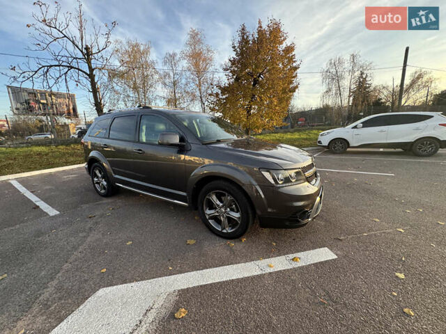 Серый Додж Джорни, объемом двигателя 3.6 л и пробегом 139 тыс. км за 13950 $, фото 18 на Automoto.ua