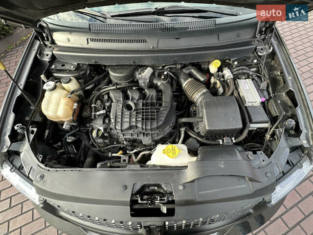 Додж Джорни 2016 в Днепре (Днепропетровске) на Automoto.ua Серый Додж Джорни, объемом двигателя 3.6 л и пробегом 201 тыс. км за 12999 $, фото 43 на Automoto.ua