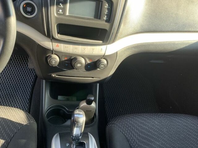 Додж Джорни 2016 в Тернополе на Automoto.ua Серый Додж Джорни, объемом двигателя 2.4 л и пробегом 172 тыс. км за 9800 $, фото 9 на Automoto.ua