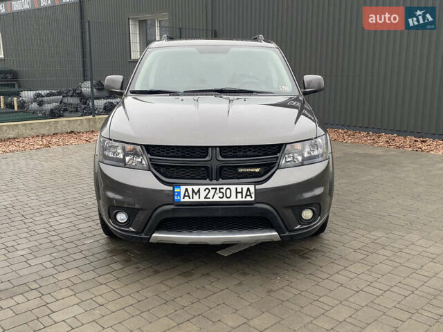 Серый Додж Джорни, объемом двигателя 3.6 л и пробегом 188 тыс. км за 9900 $, фото 10 на Automoto.ua