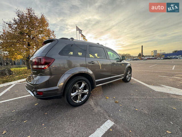 Серый Додж Джорни, объемом двигателя 3.6 л и пробегом 139 тыс. км за 13950 $, фото 5 на Automoto.ua